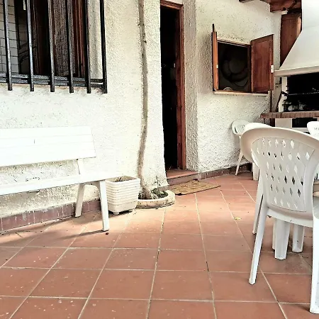 Frank Villa *